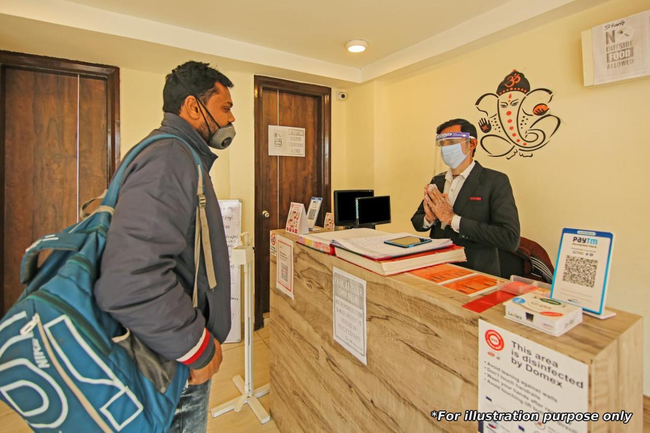 Oyo Flagship 45586 Hotel Airport Inn Rāipur Exterior foto