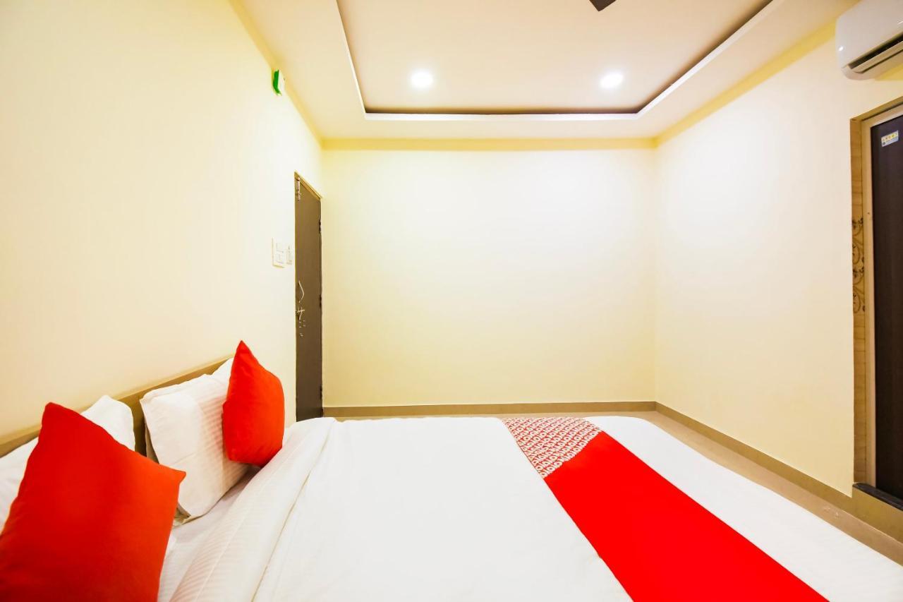 Oyo Flagship 45586 Hotel Airport Inn Rāipur Exterior foto
