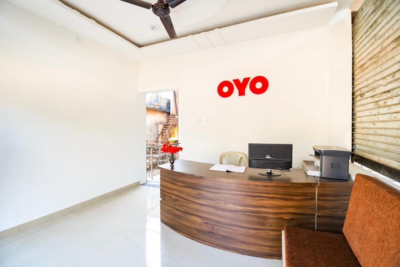 Oyo Flagship 45586 Hotel Airport Inn Rāipur Exterior foto
